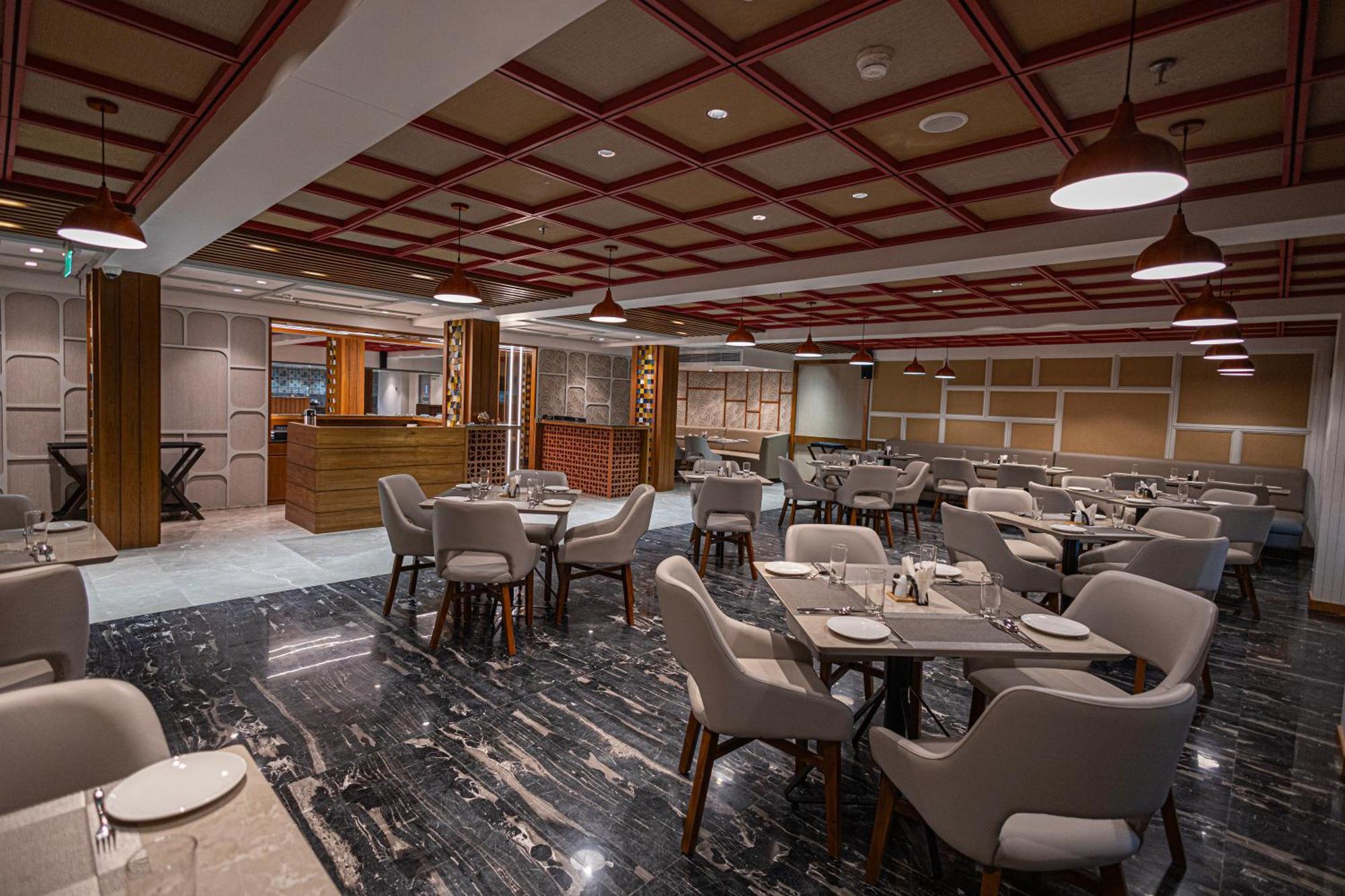 Ramada Encore By Wyndham Viramgam Экстерьер фото